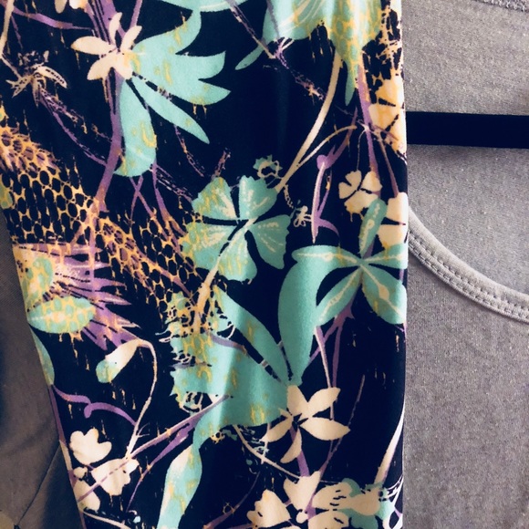 🛑SOLD! 🛑Perfect T XXS OS Leggings Outfit floral - Picture 3 of 8